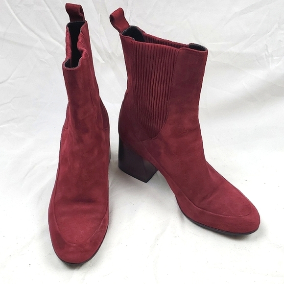 Napoleoni Red Suede Ankle Boot With Chunky Heel - Picture 1 of 11
